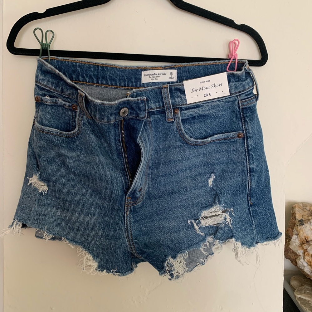 Abercrombie & finch mom Short